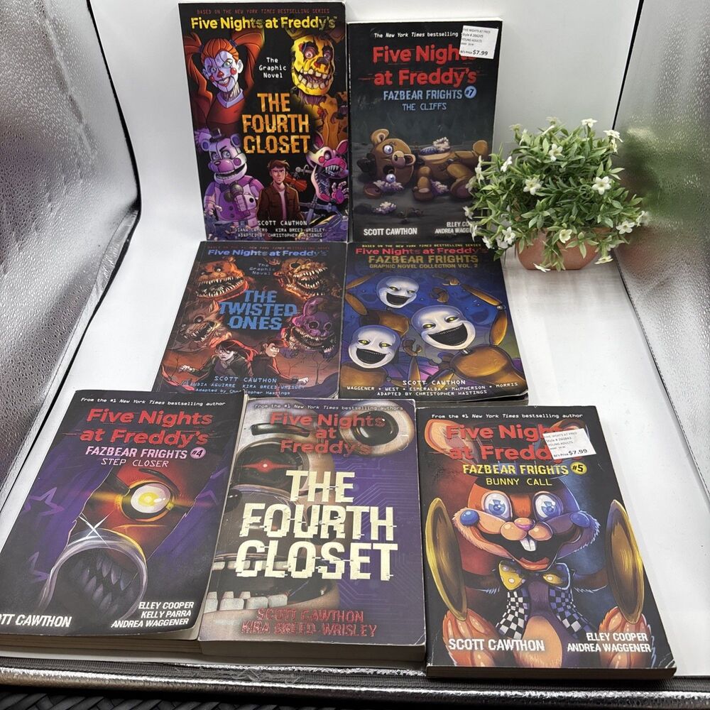 Five Nights at Freddy's Graphic Novel Lot Of 7 Books Assorted Boy Girl Preowned